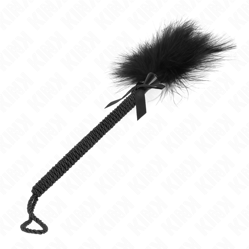KINK – VARINHA DE CORDA DE NYLON COM PENAS DE CÓCEGAS E LAÇO PRETO 25 CM